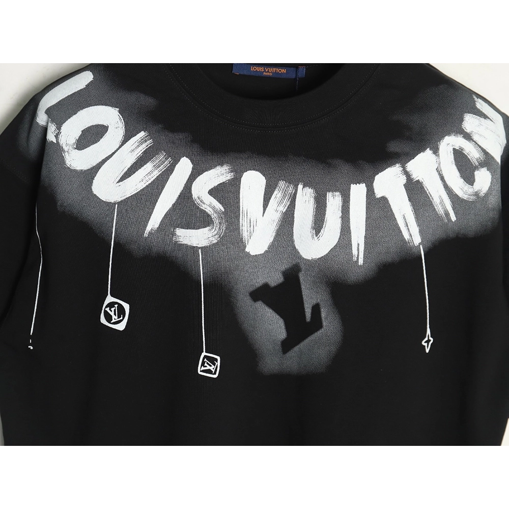 Louis Vuitton collar graffiti letters printed large logo shortsleeved Tshirt,cheap Louis Vuitton