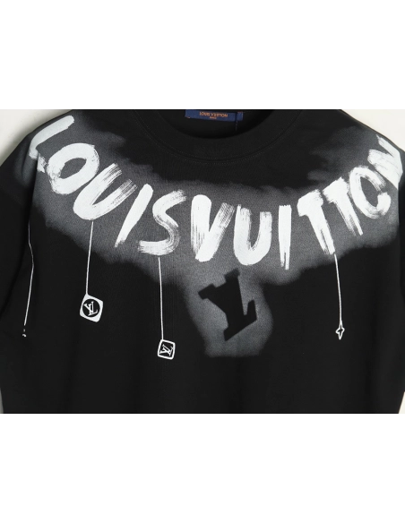 Louis Vuitton collar graffiti letters printed large logo shortsleeved Tshirt,cheap Louis Vuitton