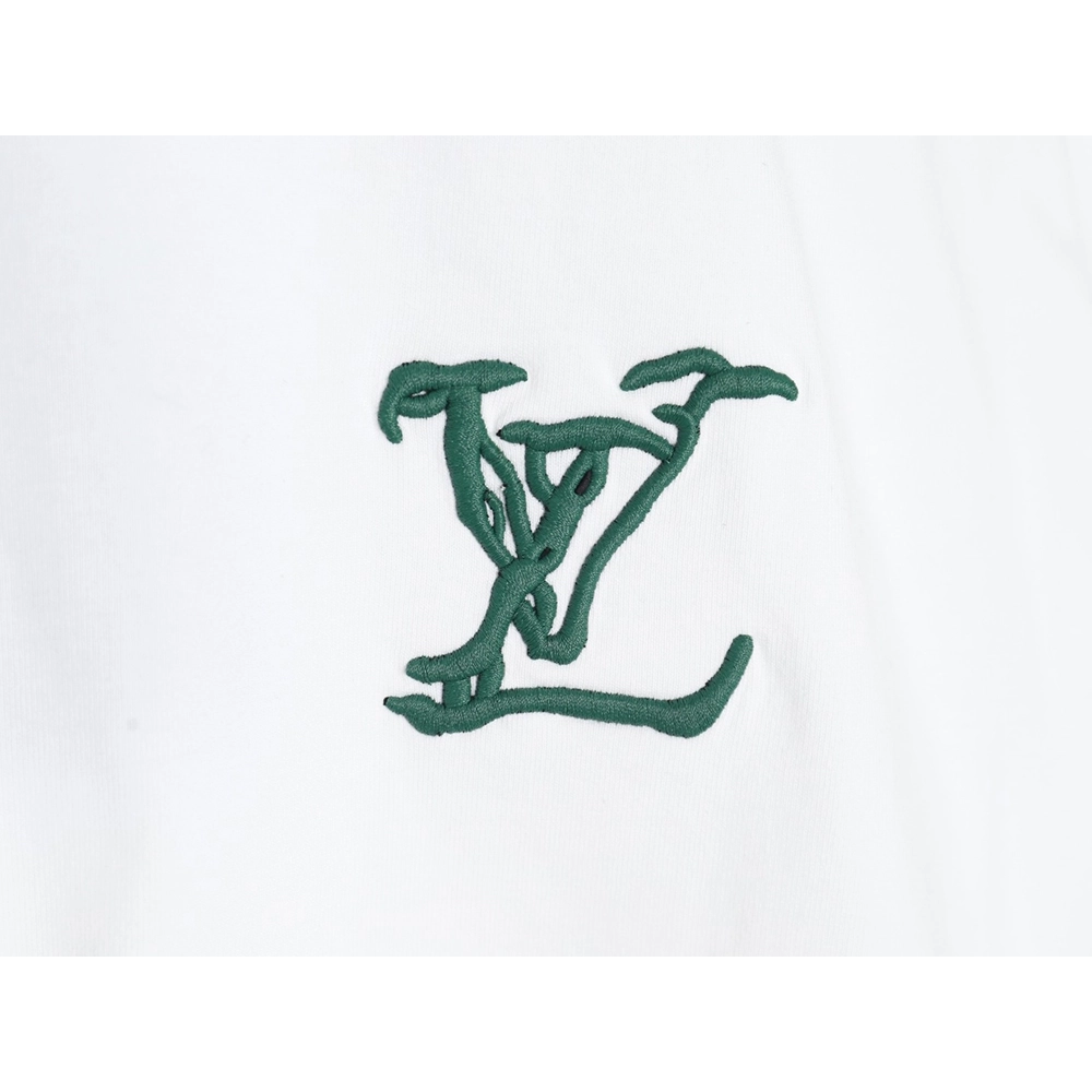 Louis Vuitton embroidered logo badge shortsleeved Tshirt,cheap Louis Vuitton