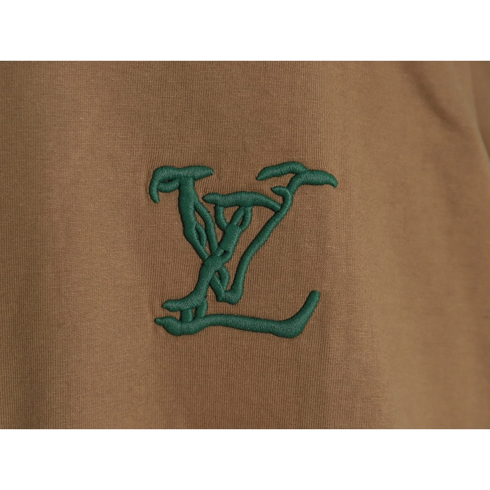 Louis Vuitton embroidered logo badge shortsleeved Tshirt,cheap Louis Vuitton