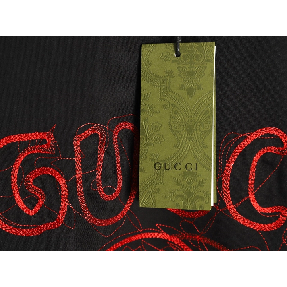 Gucci lines embroidery letters logo short sleeves TSK1,Gucci
