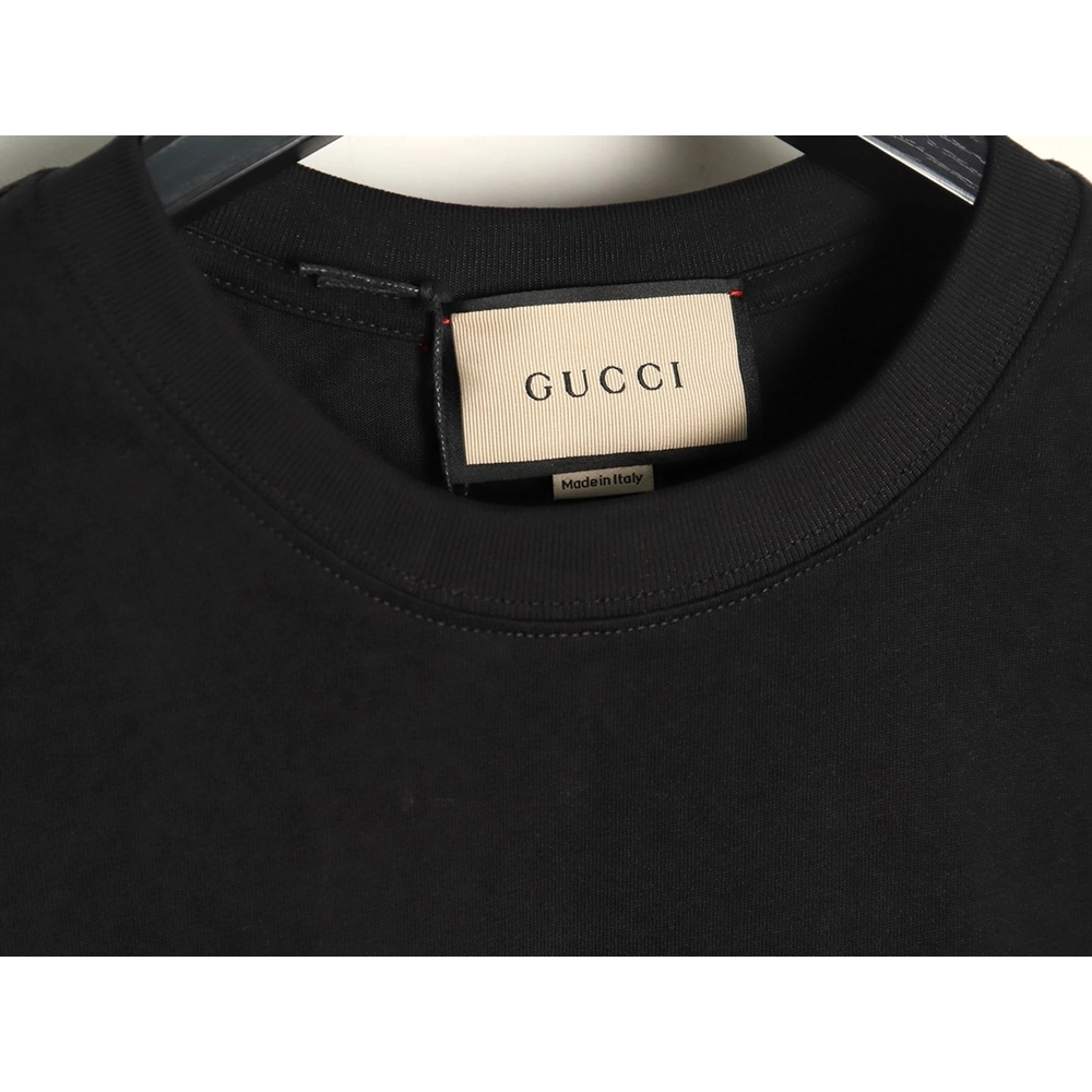 Gucci lines embroidery letters logo short sleeves TSK1,Gucci