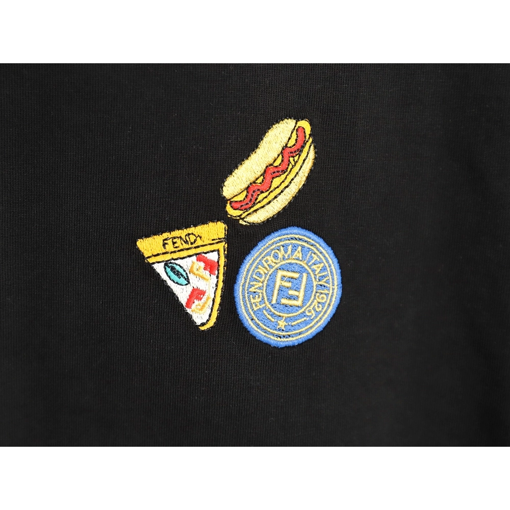 Fendi pizza graphic embroidered short-sleeved T-shirt TSK1,Fendi