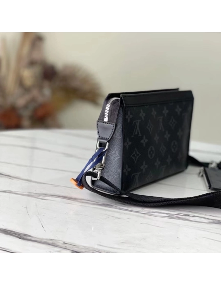 Louis Vuitton Bags M81018 22X14.5X4.5cm