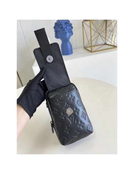 Louis Vuitton Bags M81005 11X18X8cm