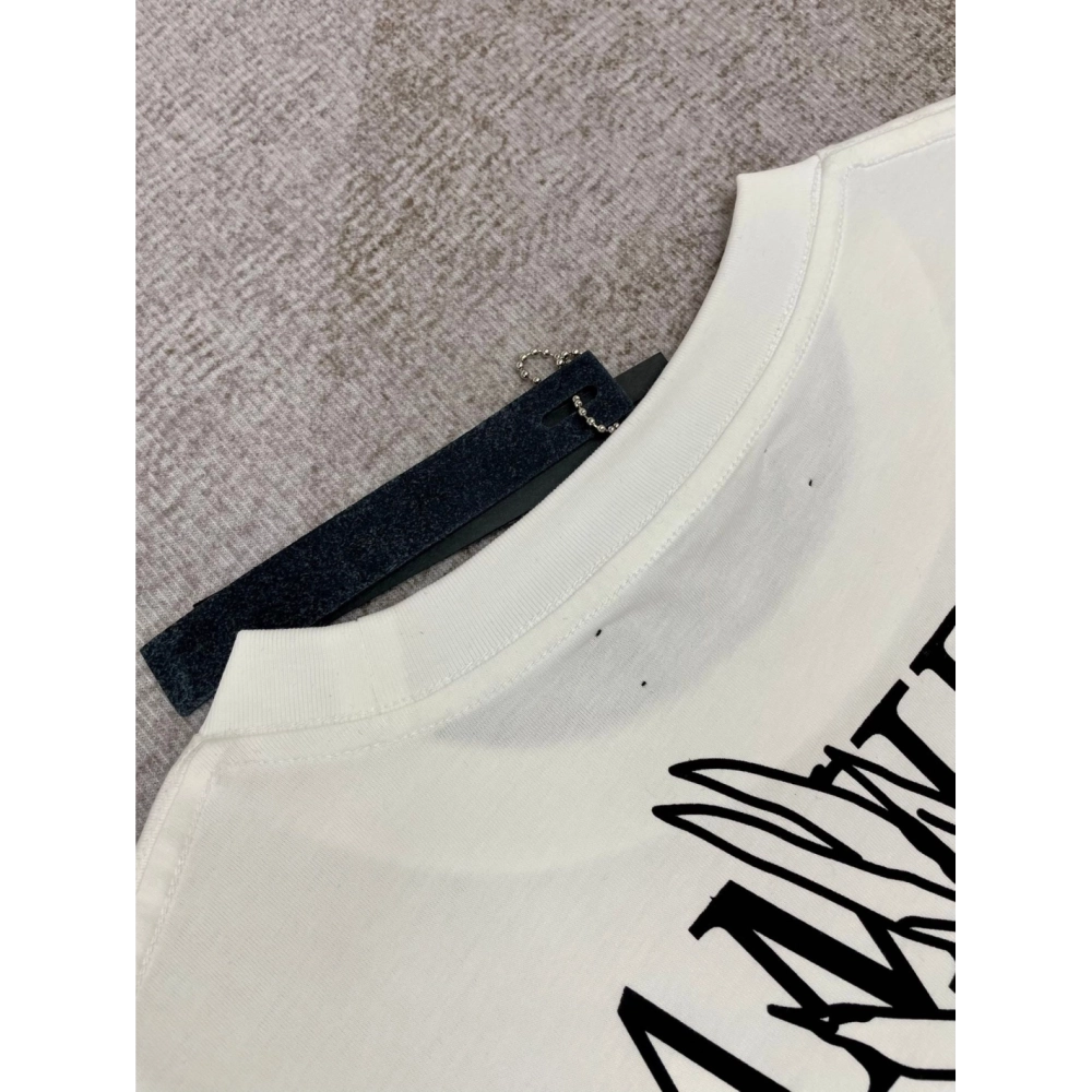 Amiri New print black letter short-sleeved rear wide white letter printt T-shirt,Amiri T Shirt,Tshirt,APPAREL