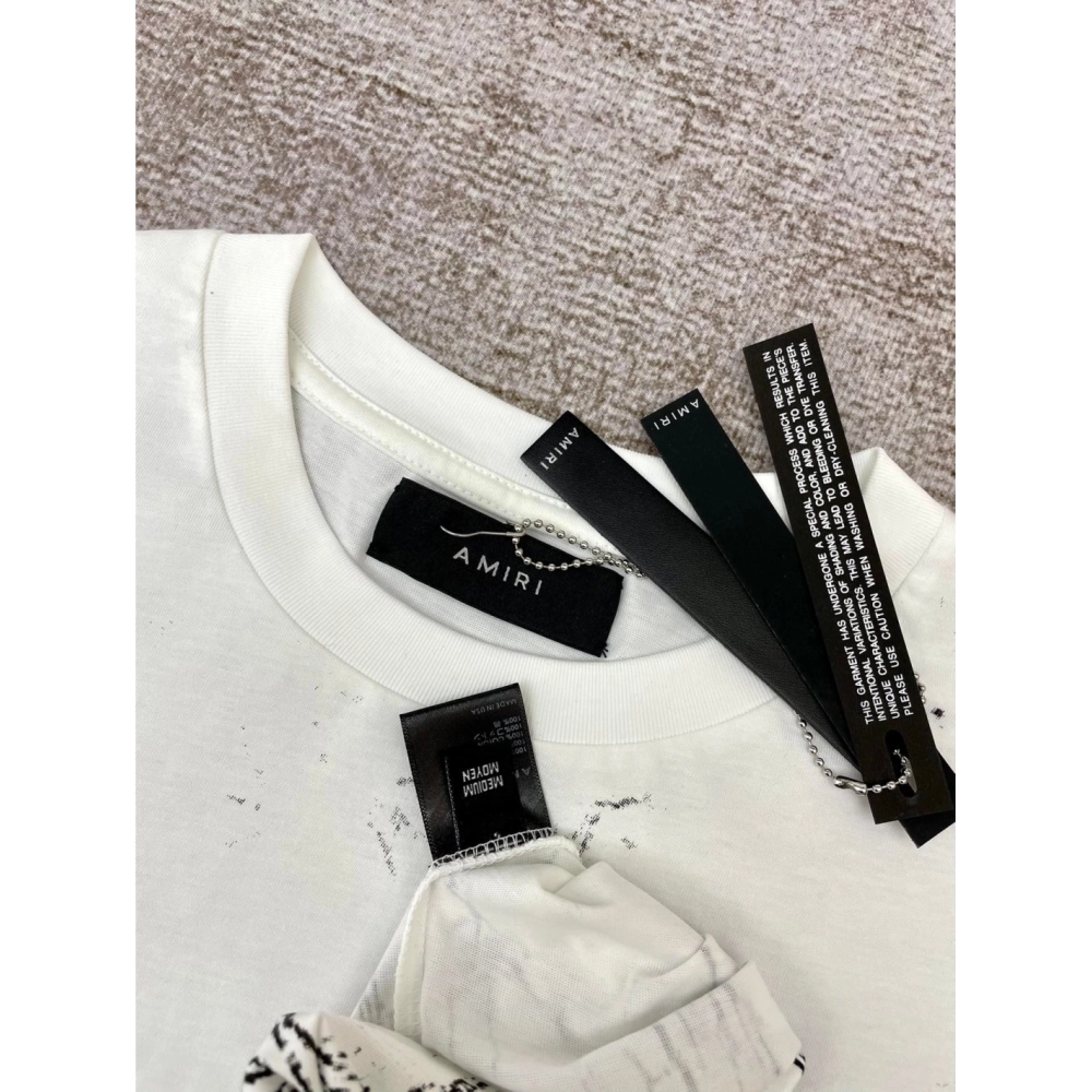 Amiri New print silk crack letter short-sleeved wide logo silk crack feeling print T-shirt,Amiri T Shirt,Tshirt,APPAREL