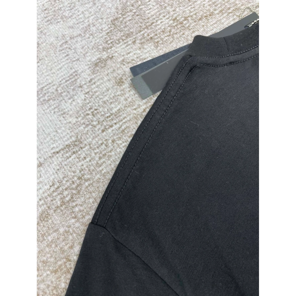 Amiri New print white letter foam short-sleeved wide white foam letter printt T-shirt,Amiri T Shirt,Tshirt,APPAREL