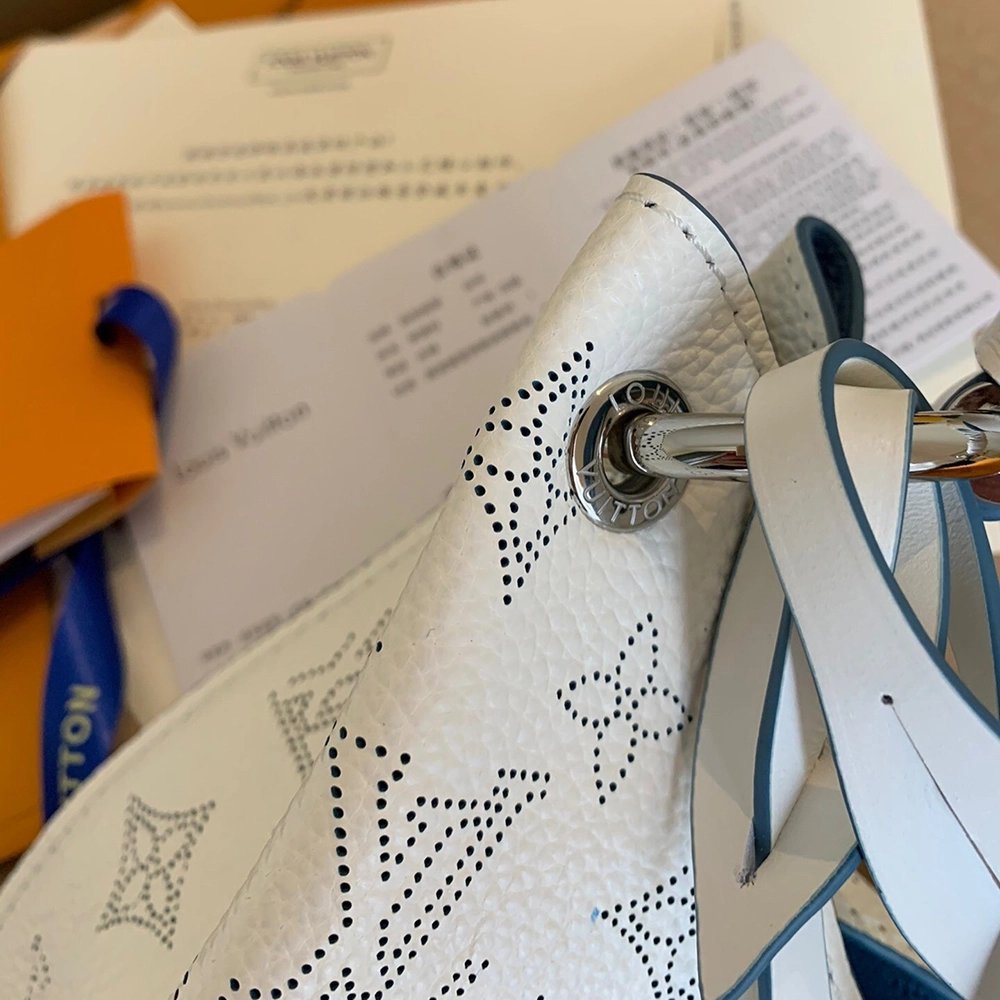 Louis Vuitton Bags M53188 35x40x17cm