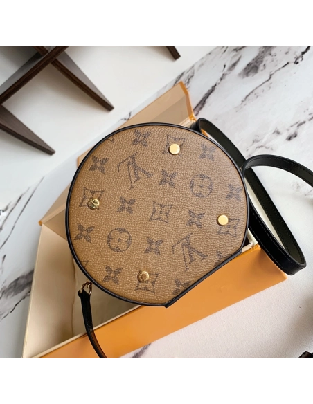 Louis Vuitton Bags M43986 15x17x15cm