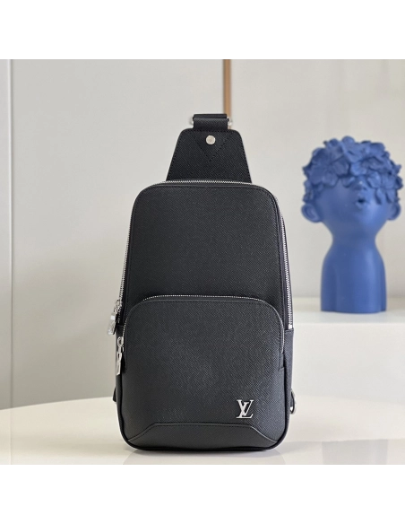 Louis Vuitton bags M30443 20x31x10cm