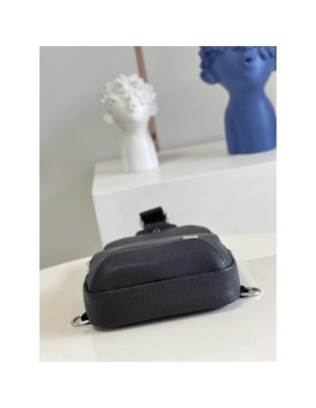 Louis Vuitton bags M30443 20x31x10cm
