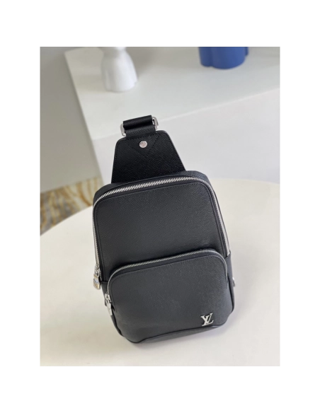 Louis Vuitton bags M30443 20x31x10cm