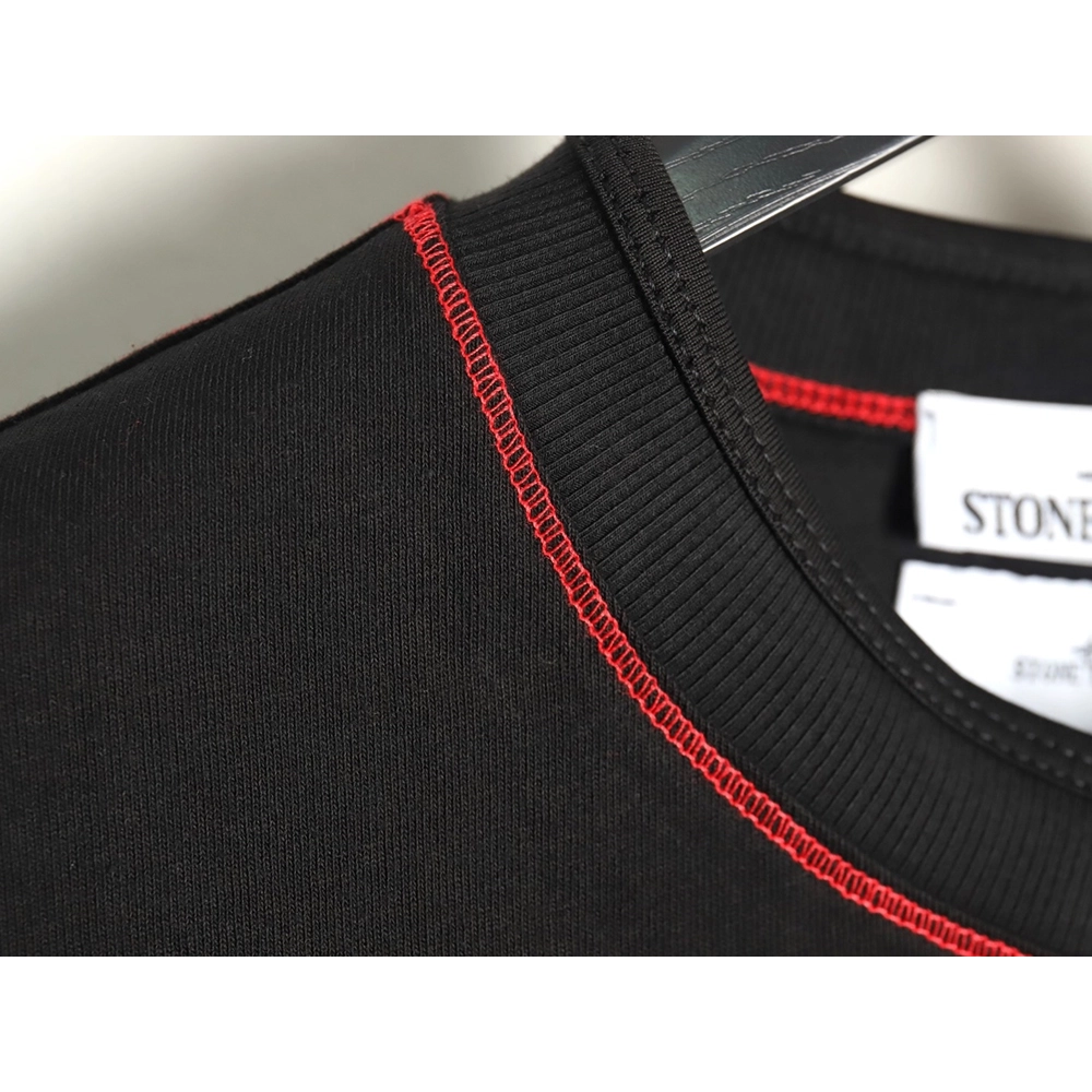 Stone Island black and red badge embroidered short-sleeved T-shirt,Stone Island