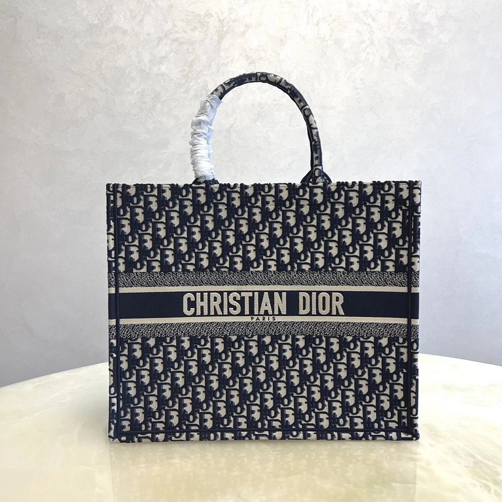Christian Dior Bags M828 41.5X35X18cm