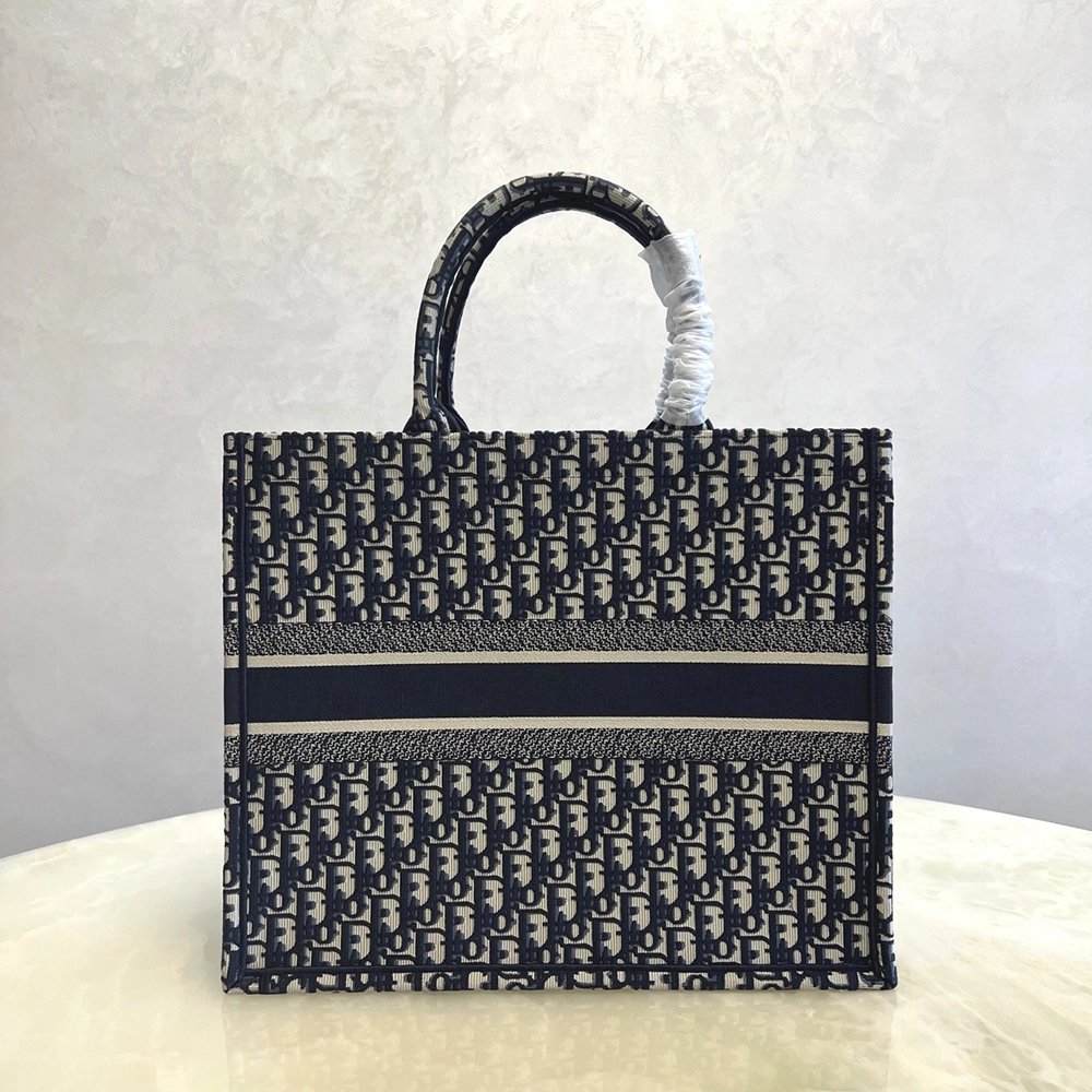 Christian Dior Bags M828 41.5X35X18cm