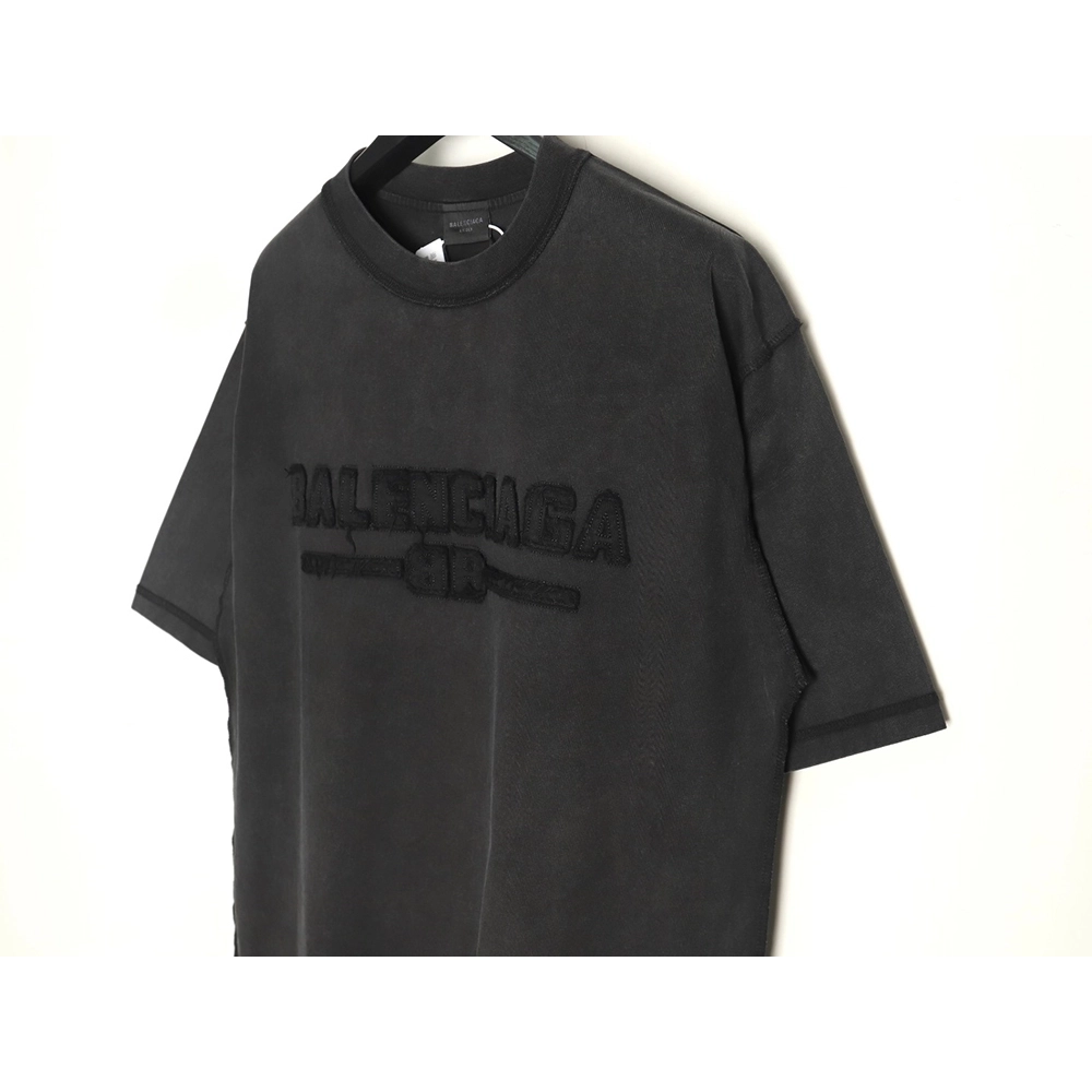 Balenciaga chest patch embroidered shortsleeved Tshirt,Balenciaga T Shirt,Tshirt,APPAREL