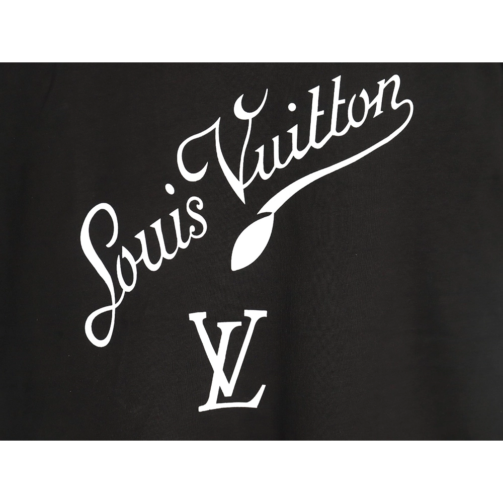 Louis Vuitton signature logo print shortsleeved Tshirt,Louis Vuitton T Shirt,Tshirt,APPAREL