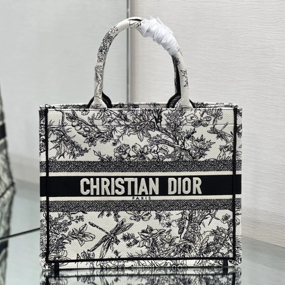 Christian Dior Bags 1296