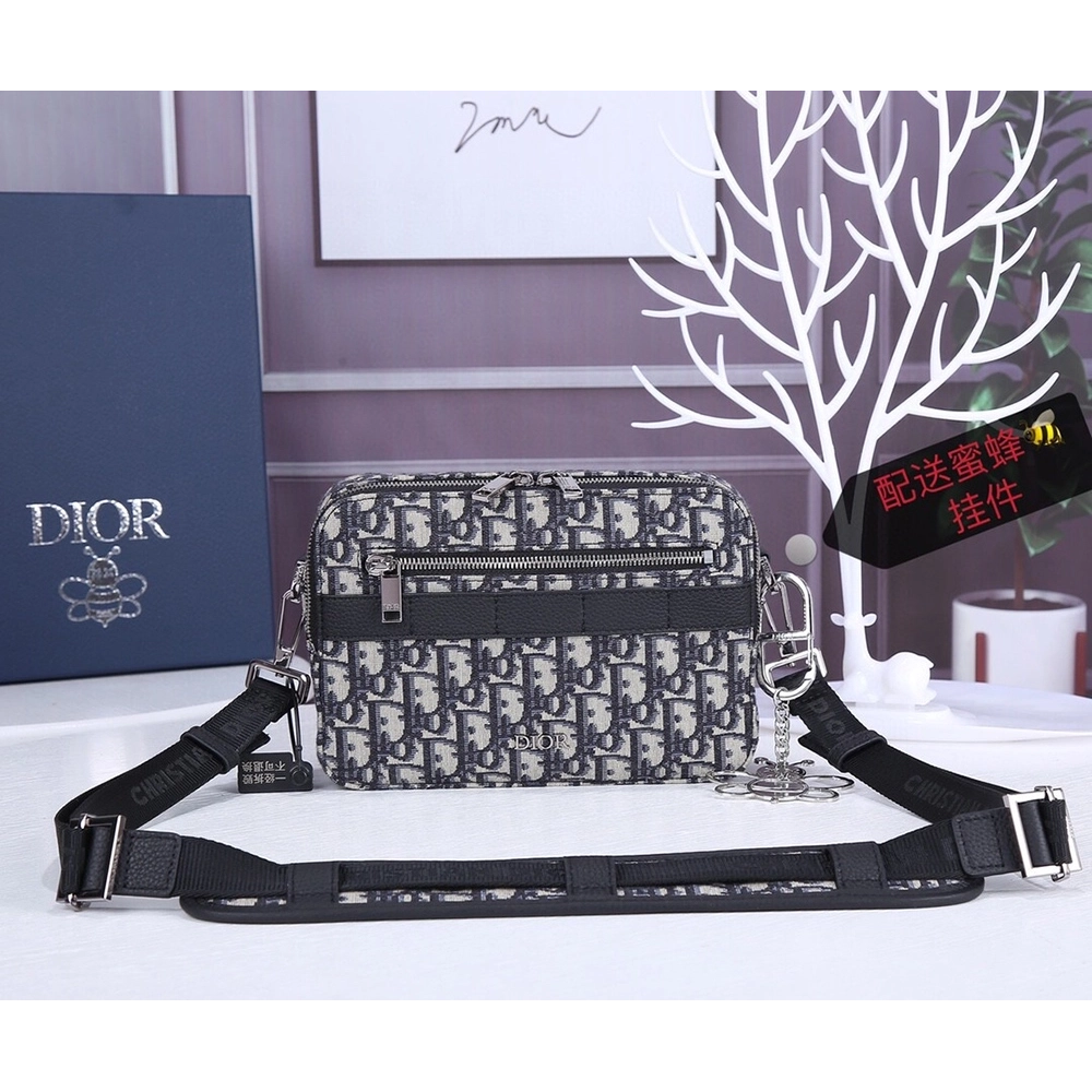 Christian Dior Bags H27E 22X15X6cm