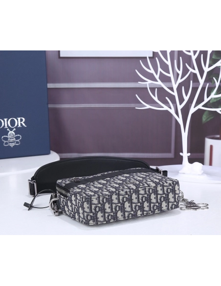 Christian Dior Bags H27E 22X15X6cm