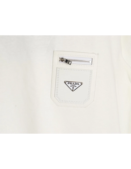 Prada triangle logo leather tag pocket short sleeves,Prada