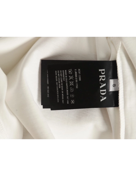 Prada triangle logo leather tag pocket short sleeves,Prada