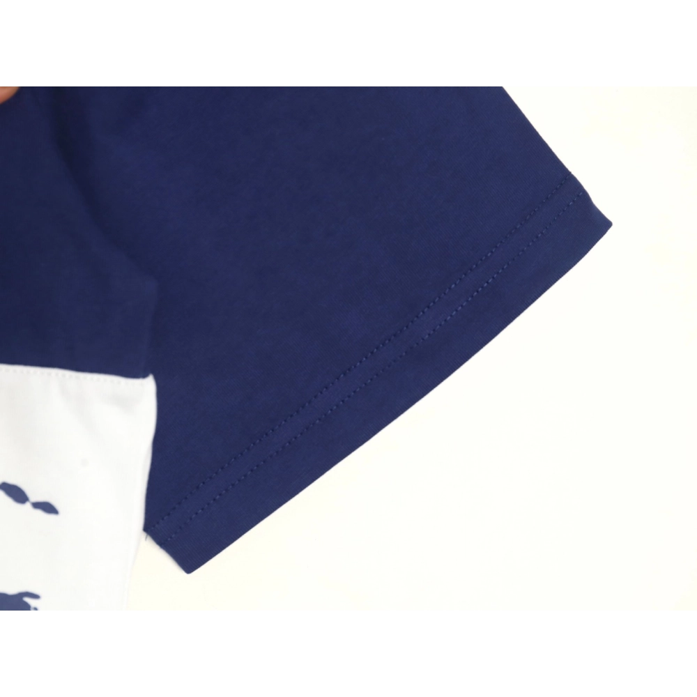 Burberry white horizontal striped war horse print short sleeves,Burberry