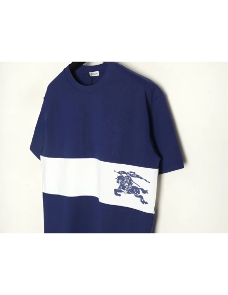 Burberry white horizontal striped war horse print short sleeves,Burberry