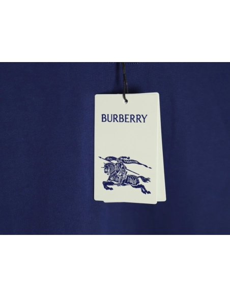 Burberry white horizontal striped war horse print short sleeves,Burberry