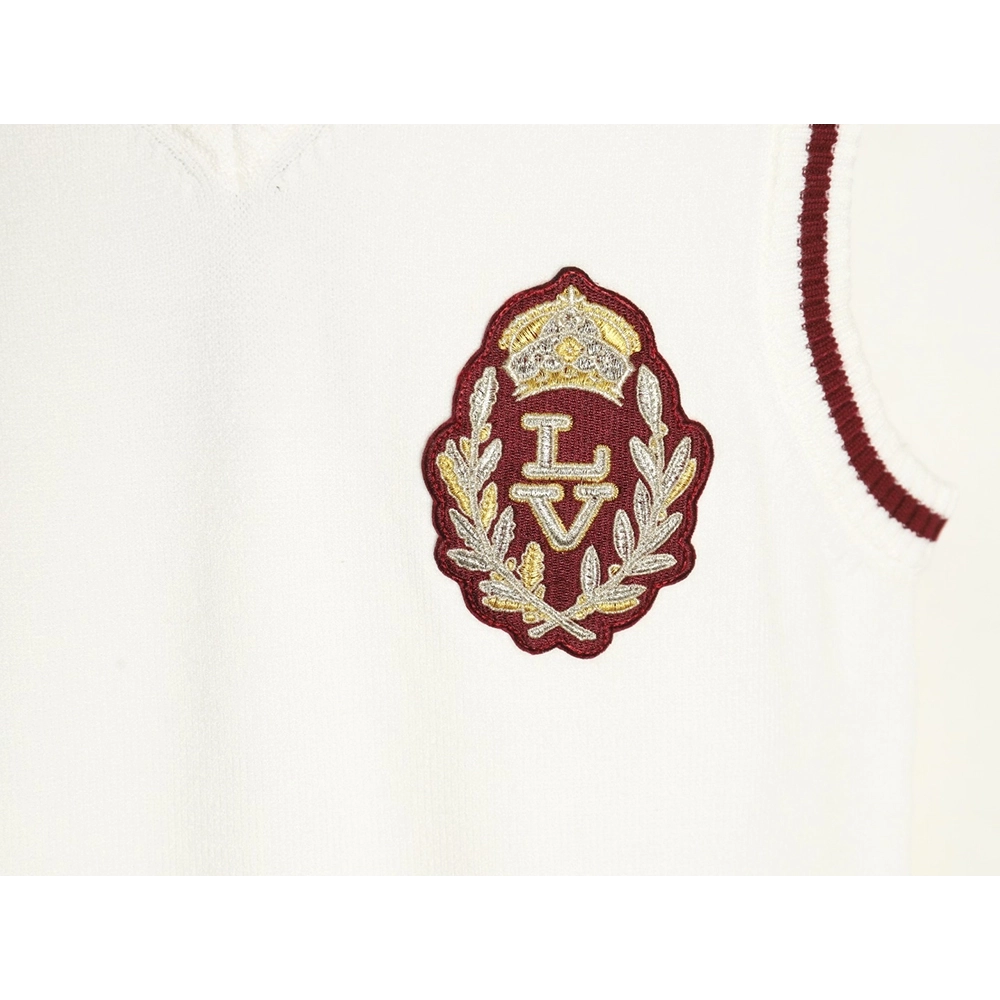Louis Vuitton badge contrast lettering embroidered knitted vest,Chanel
