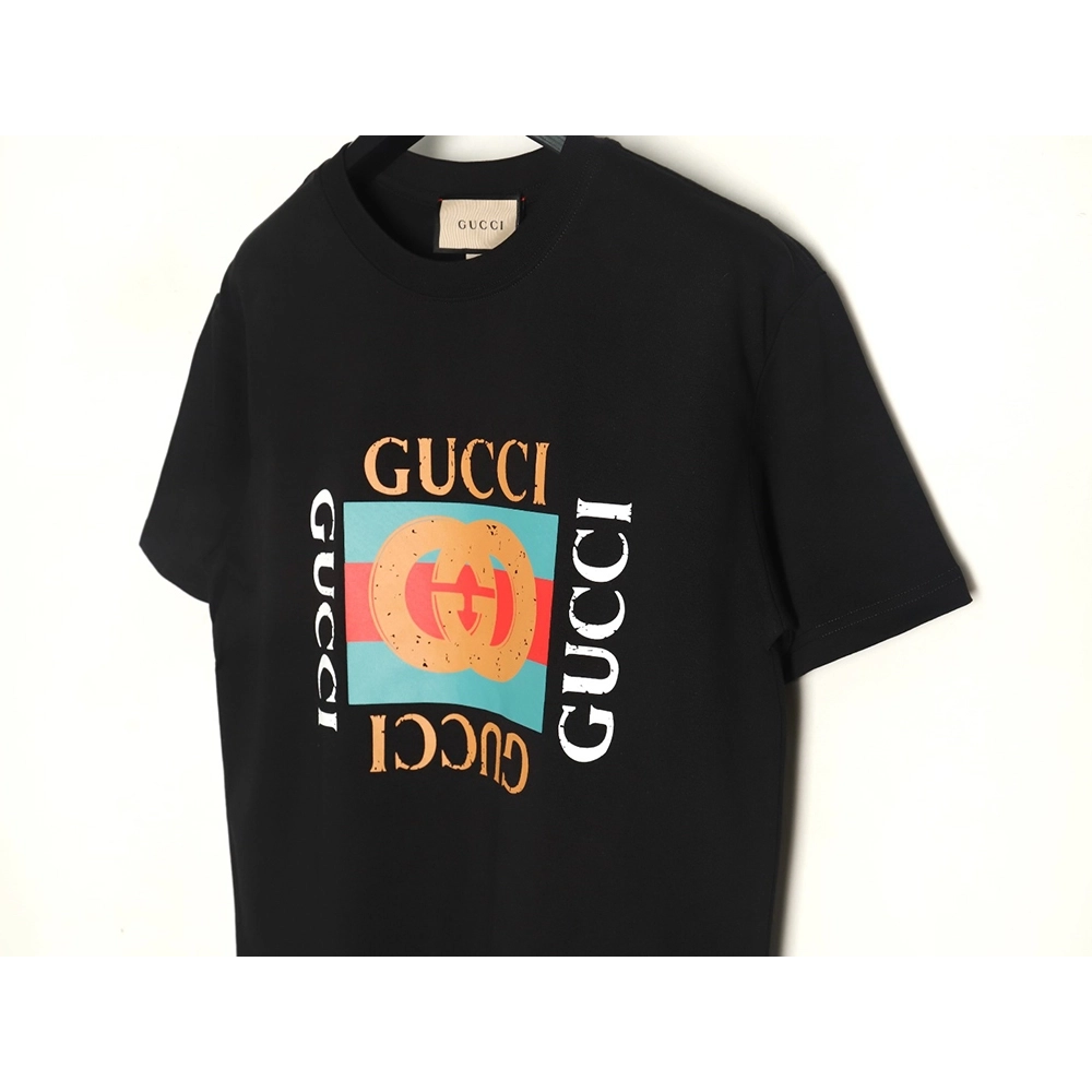 Gucci classic square logo print short sleeves,Gucci T Shirt,Tshirt,APPAREL