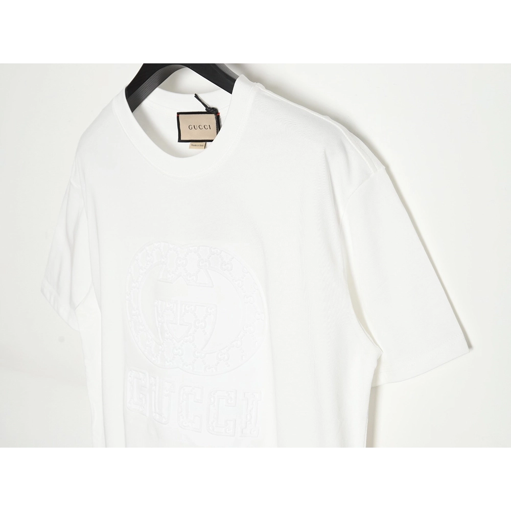 Gucci embossed logo crew neck short sleeves,Gucci T Shirt,Tshirt,APPAREL