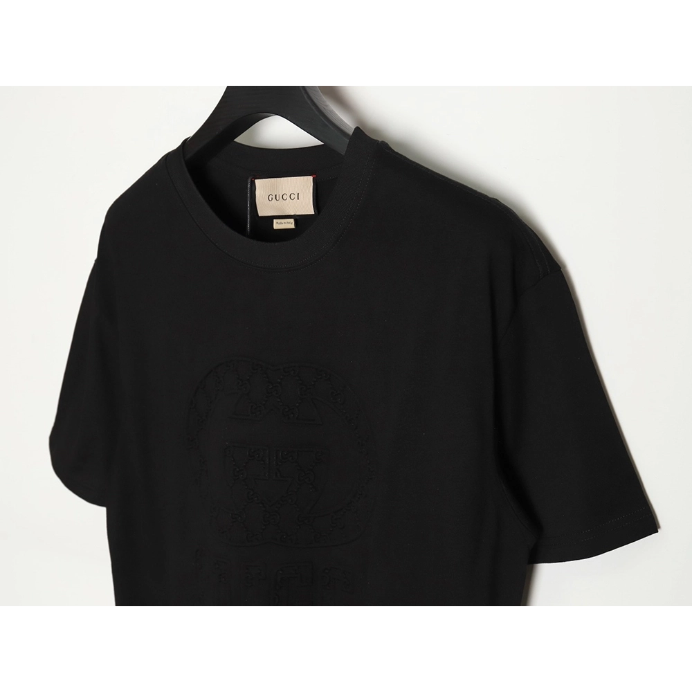 Gucci embossed logo crew neck short sleeves,Gucci T Shirt,Tshirt,APPAREL