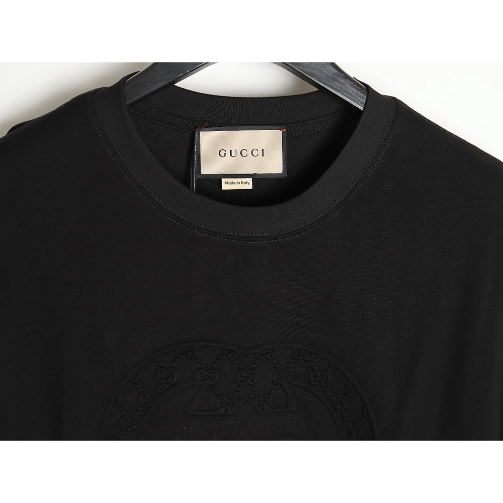 Gucci embossed logo crew neck short sleeves,Gucci T Shirt,Tshirt,APPAREL