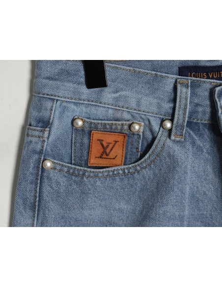 Louis Vuitton Embroidered Pocket Denim Shorts,Louis Vuitton T Shirt,Tshirt,APPAREL