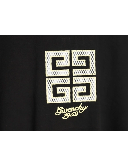 Givenchy eyelet embroidered crew neck shortsleeved Tshirt,Givenchy T Shirt,Tshirt,Hiqh quality low price,free shipping