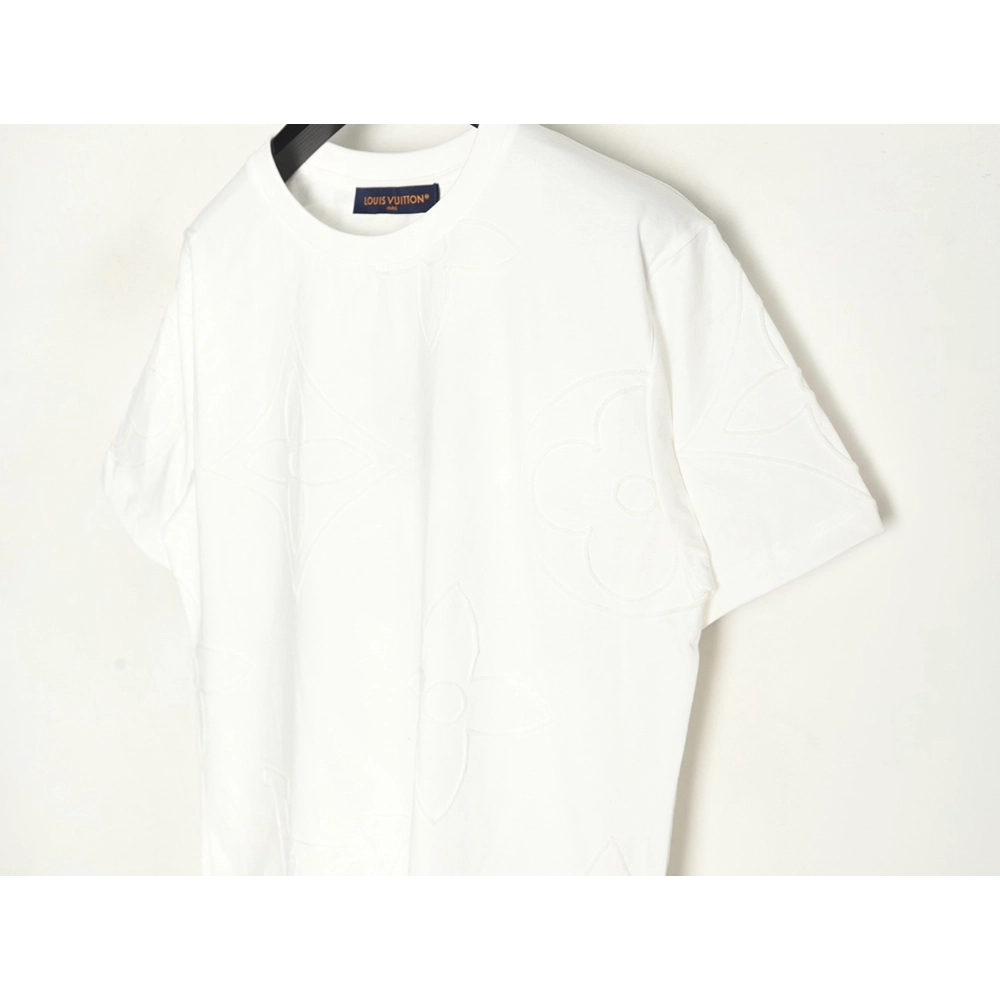 Louis Vuitton embroidered shortsleeved Tshirt,Louis Vuitton T Shirt,Tshirt,Hiqh quality low price,free shipping