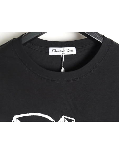 Dior handpainted lettering shortsleeved Tshirt,Dior T Shirt,Tshirt,Hiqh quality low price,free shipping