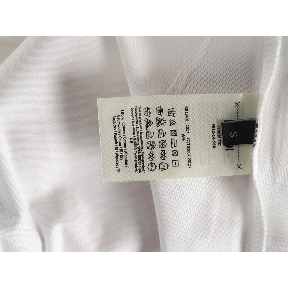 Fendi FF colorful embroidered pocket zipper shortsleeved Tshirt,Fendi T Shirt,Tshirt,Hiqh quality low price,free shipping