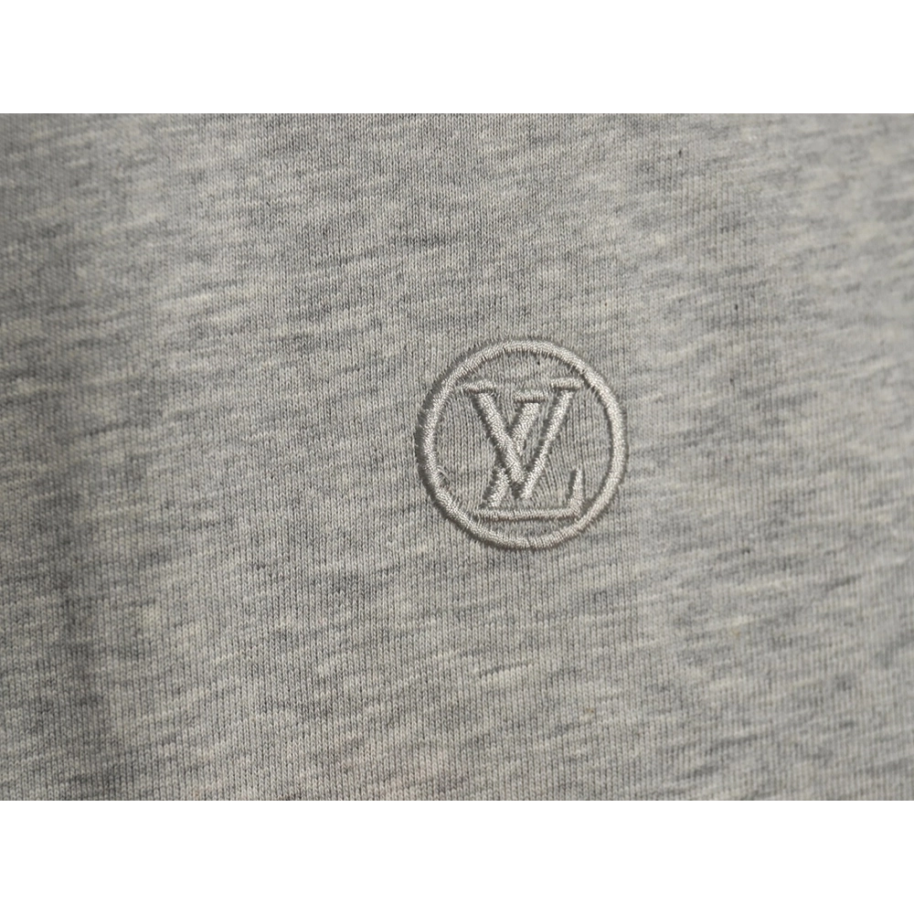 Louis Vuitton small embroidery Logo shortsleeved Tshirt,Louis Vuitton T Shirt,Tshirt,Hiqh quality low price,free shipping