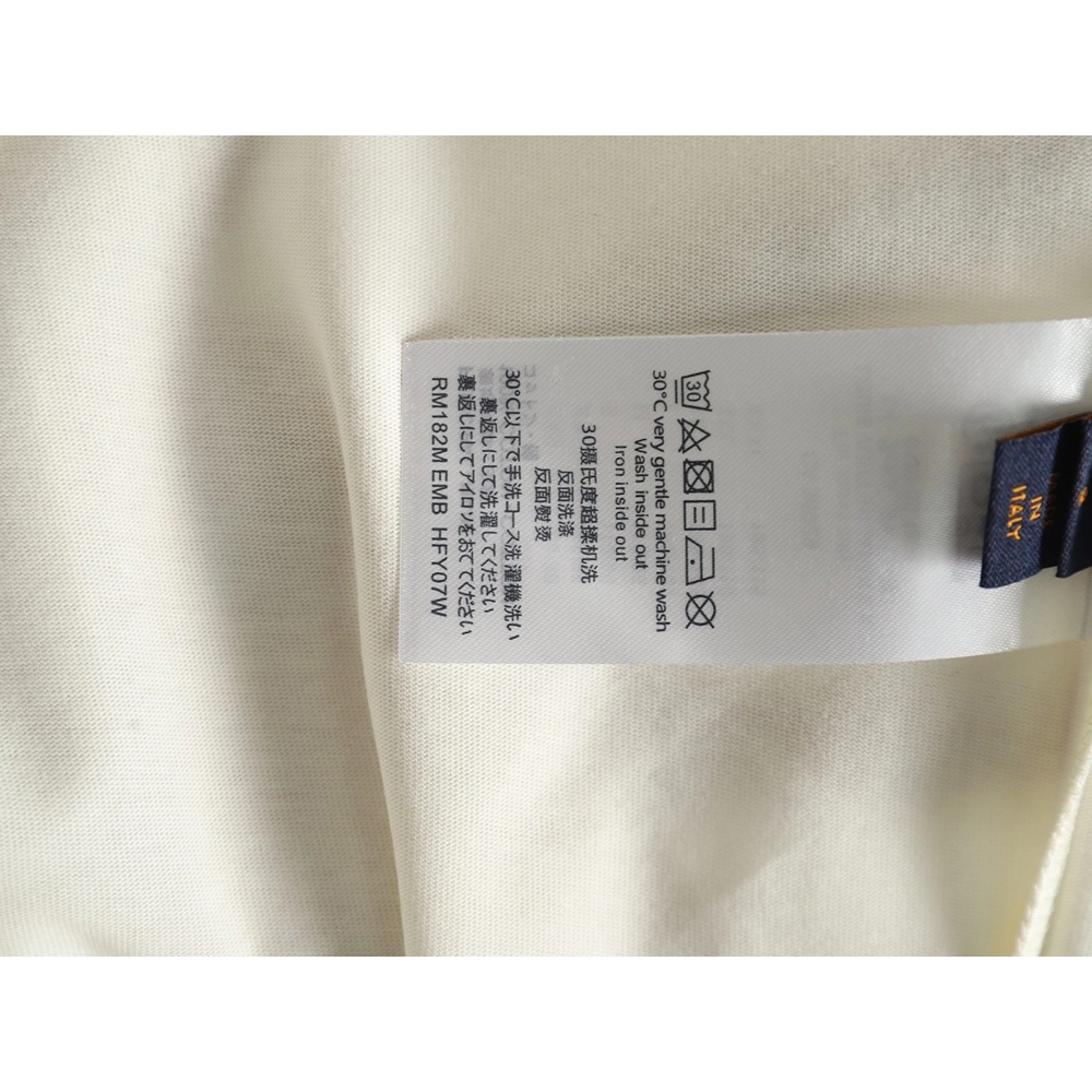 Louis Vuitton small embroidery Logo shortsleeved Tshirt,Louis Vuitton T Shirt,Tshirt,Hiqh quality low price,free shipping