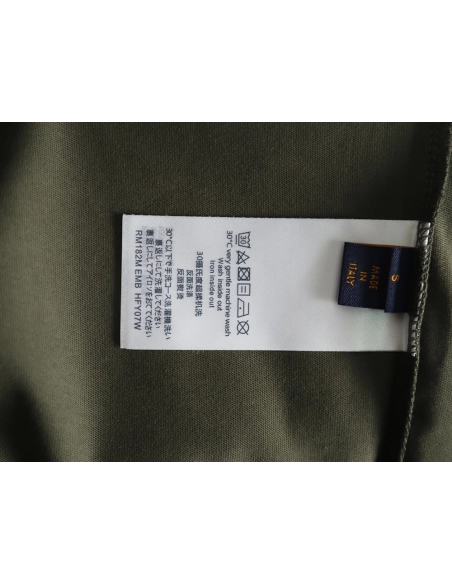Louis Vuitton small embroidery Logo shortsleeved Tshirt,Louis Vuitton T Shirt,Tshirt,Hiqh quality low price,free shipping