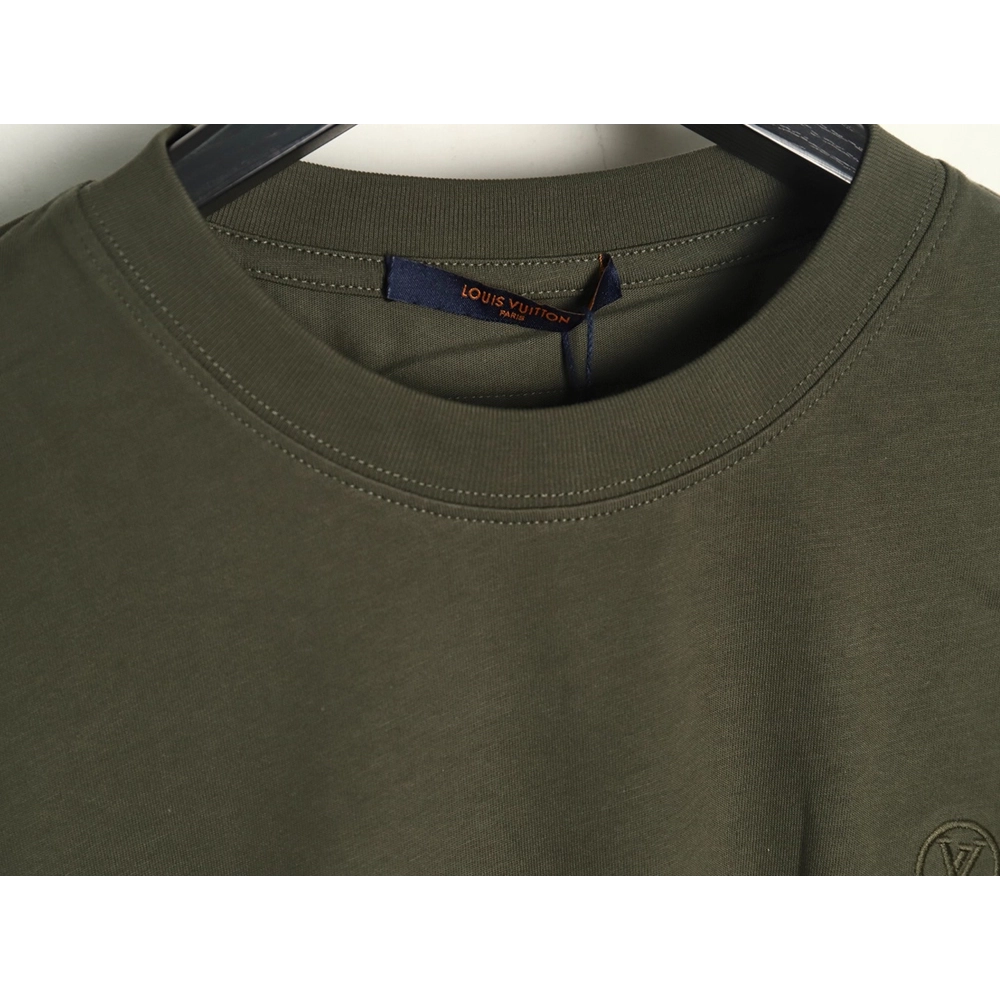 Louis Vuitton small embroidery Logo shortsleeved Tshirt,Louis Vuitton T Shirt,Tshirt,Hiqh quality low price,free shipping