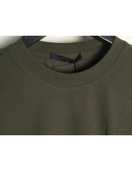 Louis Vuitton small embroidery Logo shortsleeved Tshirt,Louis Vuitton T Shirt,Tshirt,Hiqh quality low price,free shipping