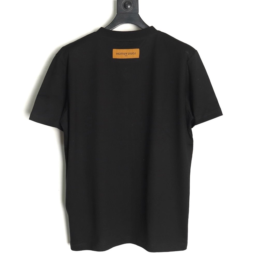 Louis Vuitton small embroidery Logo shortsleeved Tshirt,Louis Vuitton T Shirt,Tshirt,Hiqh quality low price,free shipping