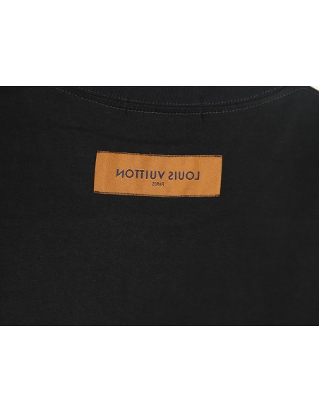 Louis Vuitton T Shirt,Tshirt,APPAREL,LV-36250406