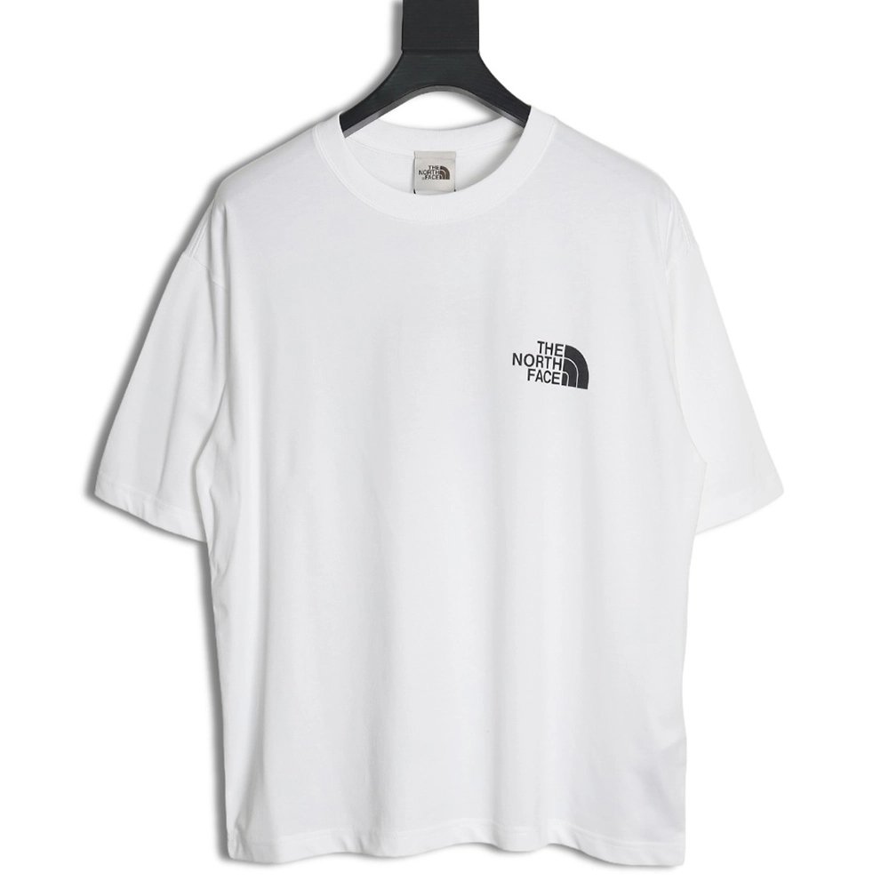 The North Face T Shirt,Tshirt,APPAREL,TNF-18250406