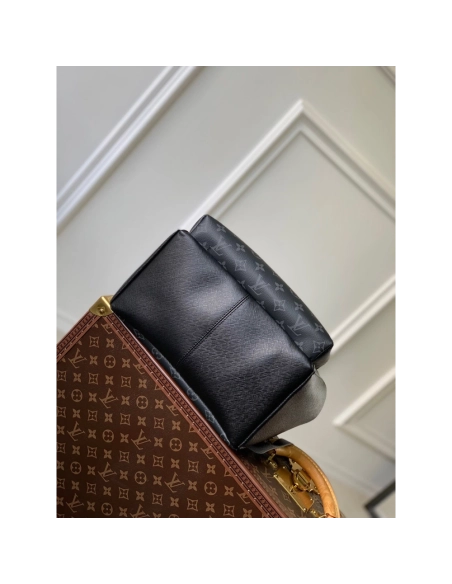 Louis Vuitton Discovery Backpack M31033 29*38*20cm,Louis Vuitton Bags