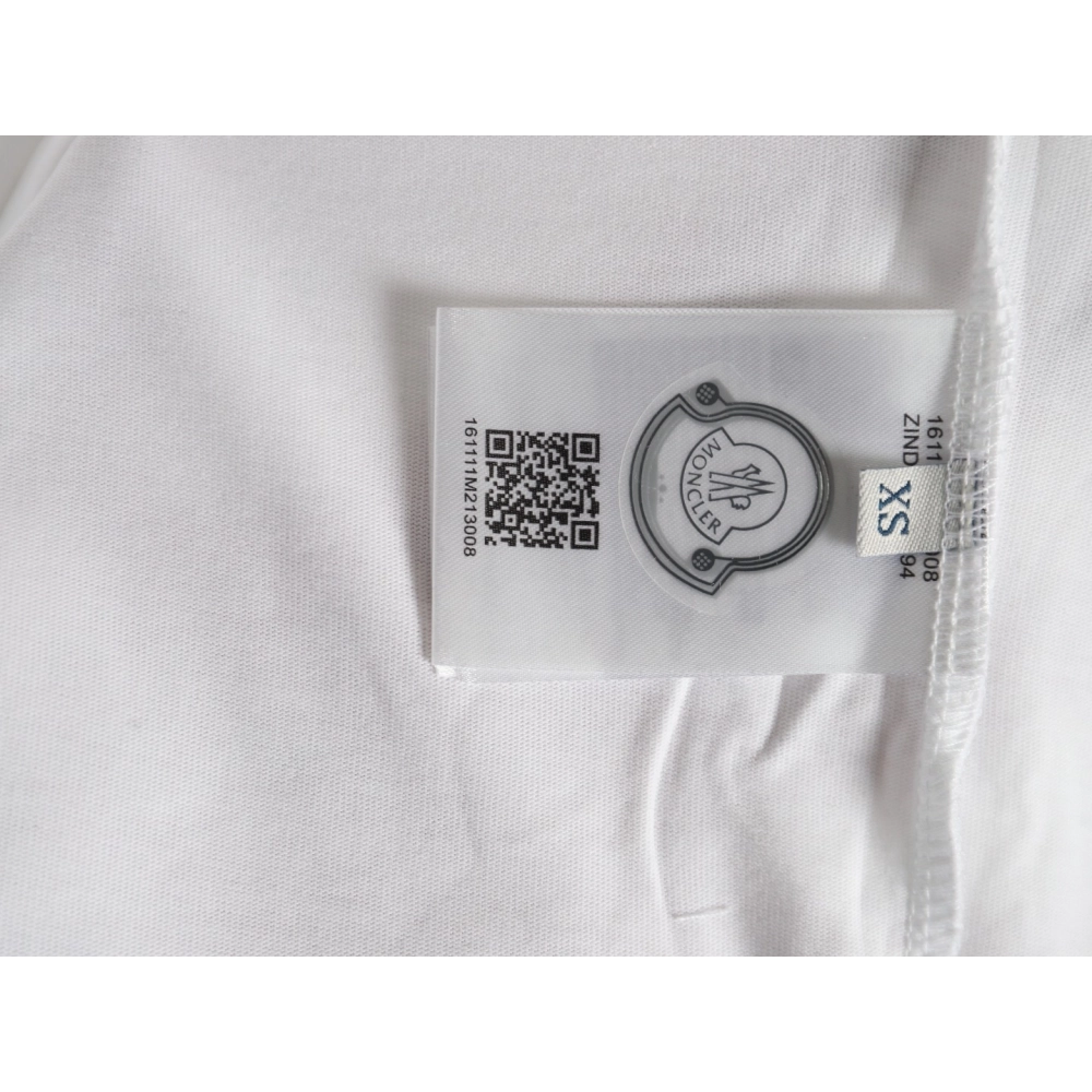 Moncler chest embossed logo print short sleeves,Moncler